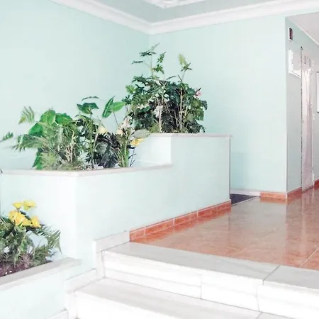 2 Bedroom Cozy In Appartement Torrevieja