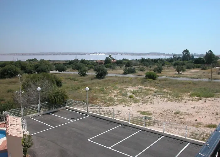 2 Bedroom Cozy In Torrevieja